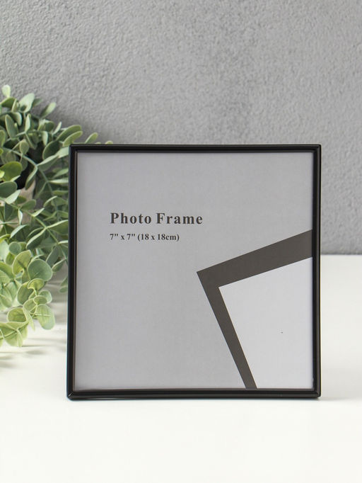 Фоторамка для фото 18×18 см «Классик», чёрная, металл, 1.5×18.4×18.4 см