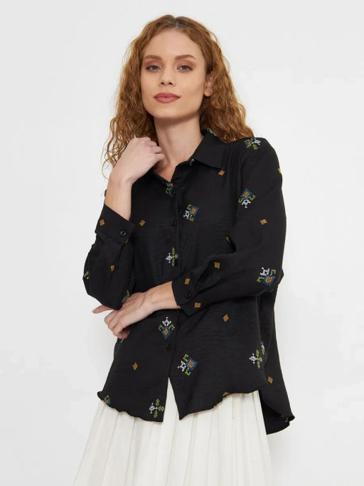 Женская рубашка с вышивкой Patiskha 3310