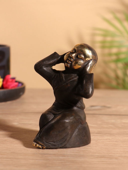 Сувенир «Монах», 7×6×10 см, бронза