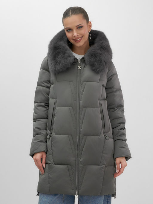 Пальто зимнее утепленное с мехом и капюшоном тренд темно-зеленого цвета 7630TZ - Visdeer фото 2