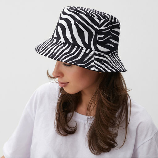Панама женская MINAKU принт зебра, чёрная, белый, размер 56-58