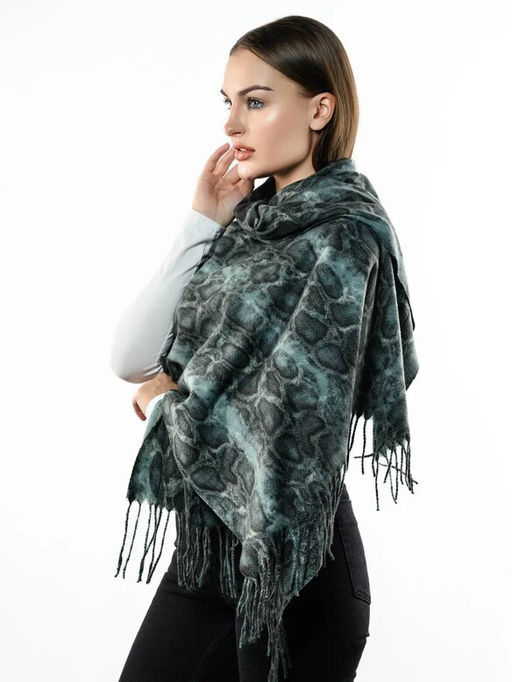 Яркий палантин с анималистичным принтом - Pretty mania фото 2