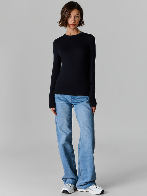 Джемпер женский черный прилегающего кроя - Mark formelle фото 2