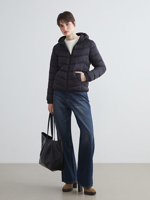 Kap??onlu Kad?n ?i?me Mont