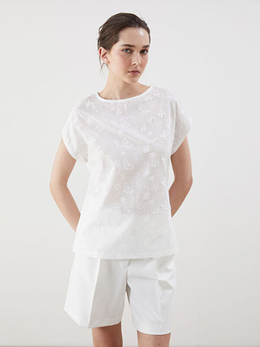 Bisiklet Yaka ?i?ekli Kad?n Bluz