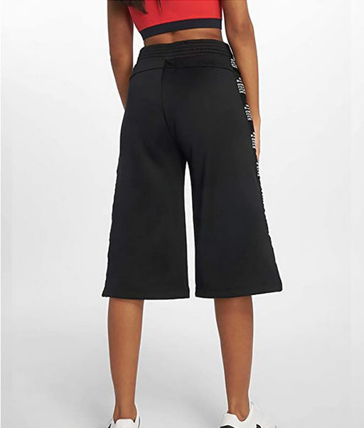 Шорты женские