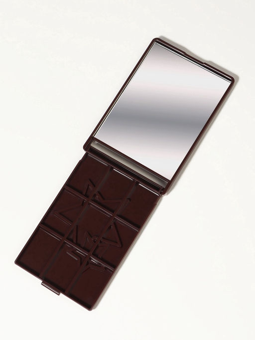 Зеркало складное «Шоколадное чудо», 10×7 см, рисунок МИКС