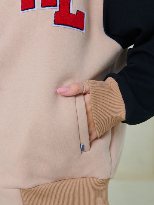 Костюм спортивный