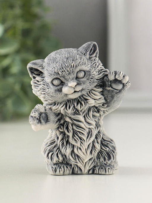 Сувенир "Котенок с растопыренными лапами" 8 см