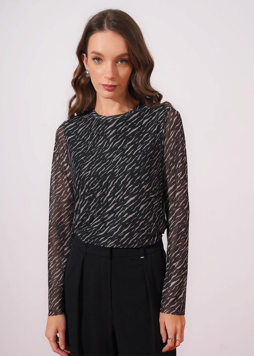 267083/196емн Джемпер жен. (ЧЗ)