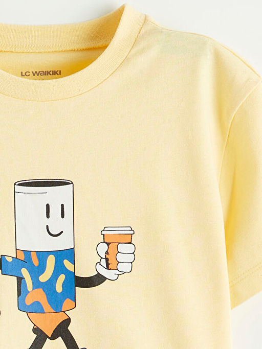 Bisiklet Yaka Bask?l? Erkek ?ocuk Ti??rt