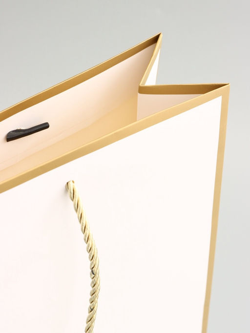 Пакет подарочный, белый, с бантом, 35 х 30 х 10 см