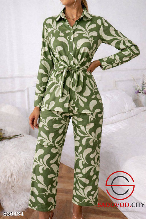 Костюм женский с рисунком