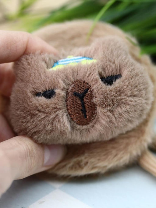 Плюшевое раскладное зеркало брелок "Capybara", коричневое (7*7 см)