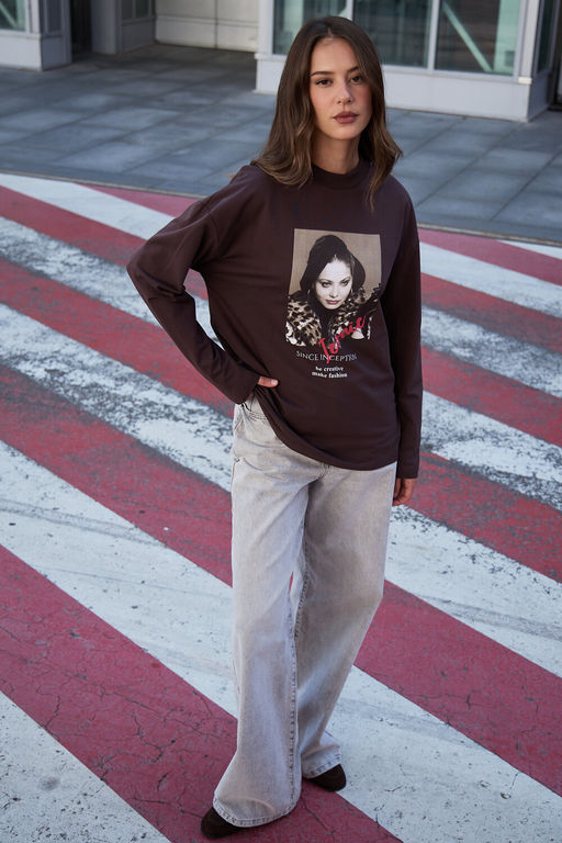 Лонгслив оверсайз с принтом