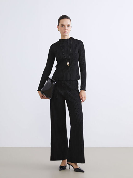 Dik Yaka Dokulu Kad?n Body