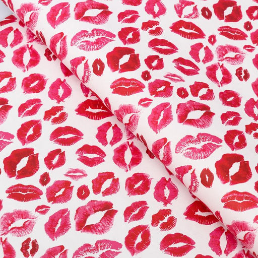 Цена за 2 шт. Бумага упаковочная крафт Поцелуи, 2 листа 50?70 см