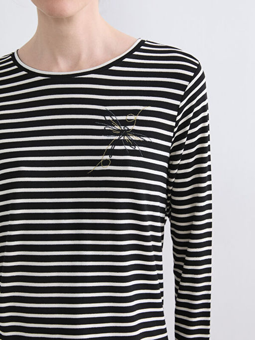 Bisiklet Yaka ?izgili Kad?n Ti??rt