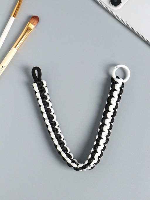 Цена за 2 шт. Брелок для ключей на карабине «Паракорд», шнур 0.5 см, чёрно-белый, на сумку, рюкзак, 14.5×1.8×0.8 см