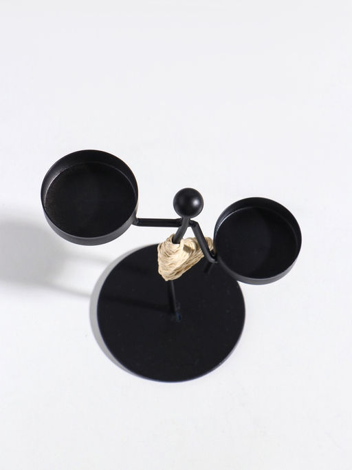 Подсвечник на 2 свечи «Аборигенка танцующая», металл, d=4 см, 10.5×8×16 см