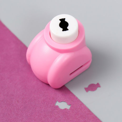 Набор для скрапбукинга «Средняя волна», ножницы фигурные 13.5 см+4 дырокола, d=1.2 см 11.2×18 см