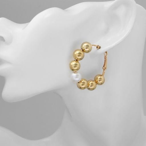 Серьги кольца QF Бусины, соединение, d=4.3 см, белые в золоте  фото 3