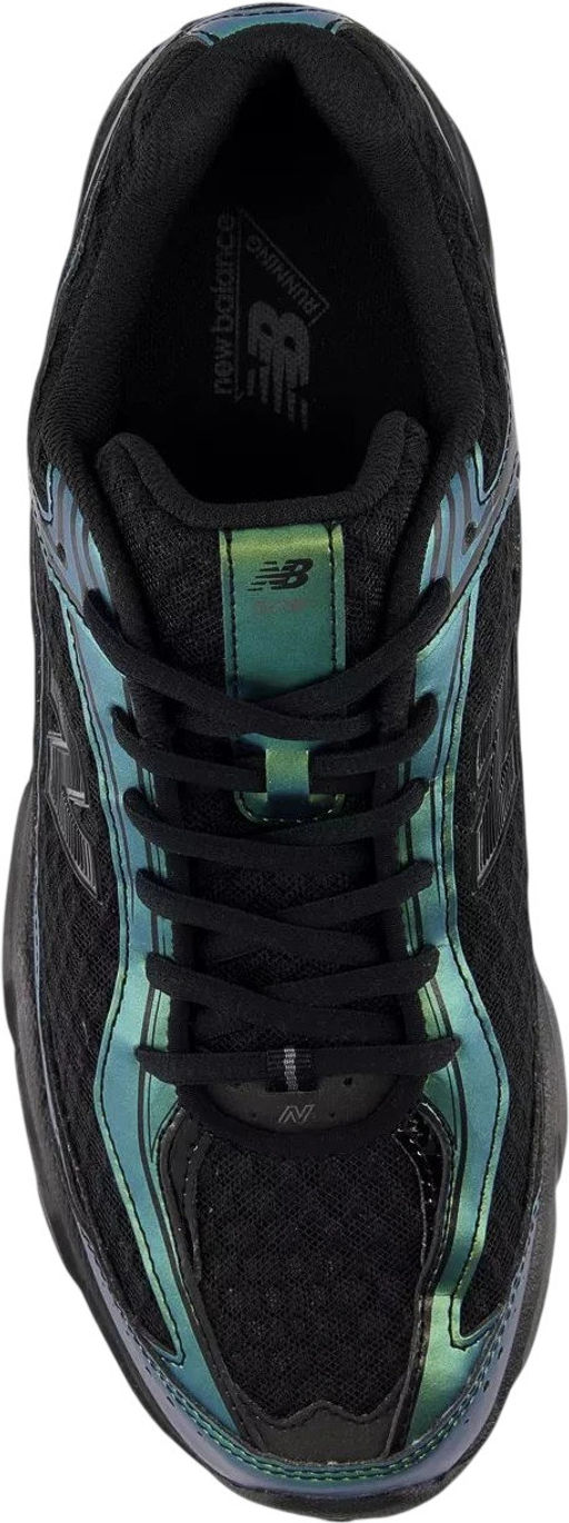 Кроссовки взрослые