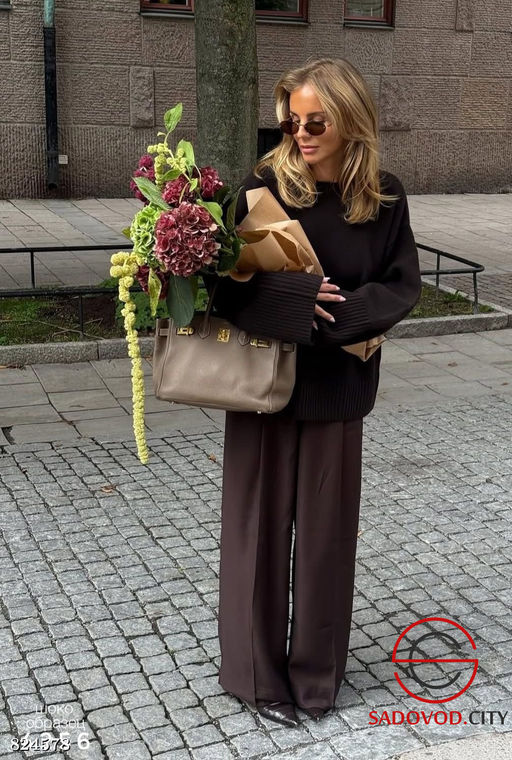 Свитер-туника из плотного вязаного трикотажа