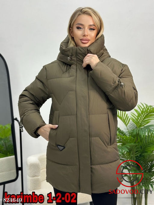 Куртка зимняя с капюшоном