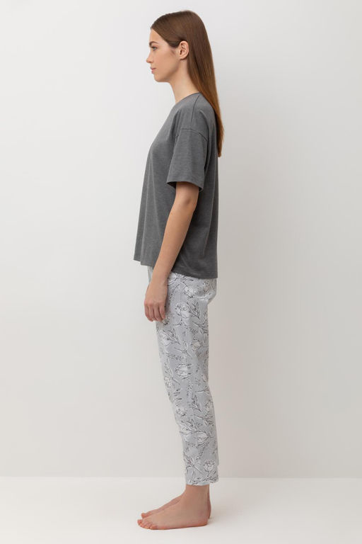 Е 20053/24/серый,нежные цветы пижама жен