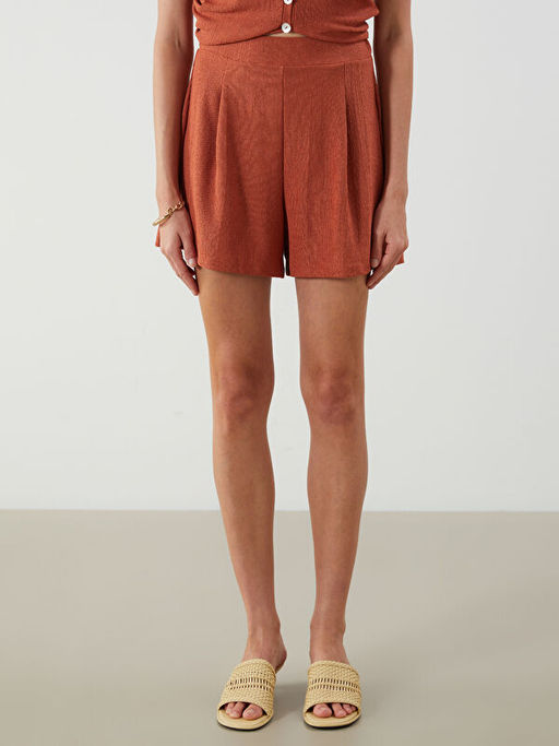 Beli Lastikli Pileli Kad?n ?ort