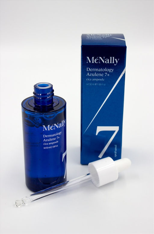 MCNALLY - СЫВОРОТКА ДЛЯ ЛИЦА С АЗУЛЕНОМ И ЭКСТРАКТОМ ЦЕНТЕЛЛЫ DERMATOLOGY AZULENE 7+ CICA AMPOULE, 50 МЛ  фото 8