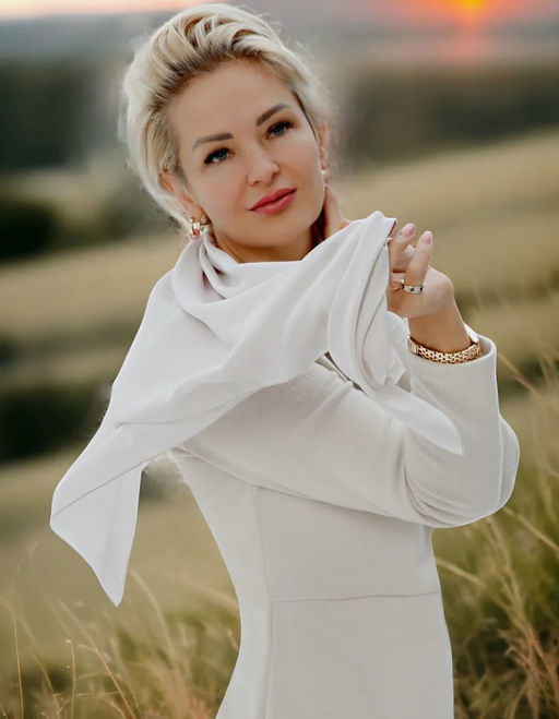 K13593 Платок 90/90 хлопок, вискоза СВ_БЕЖЕВЫЙ