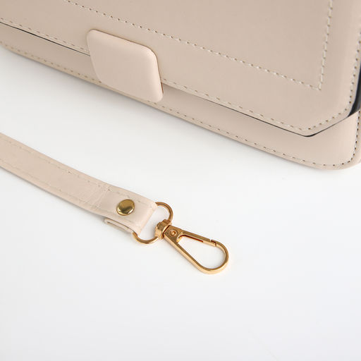 Сумка женская мессенджер на магните, 20×7×12 см, молочная