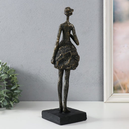 Фигурка полистоун «Девушка в шляпке», под металл, 9.4×9×31.7 см