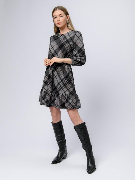 Платье серое в клетку длины мини с воланом - 1001dress фото 3