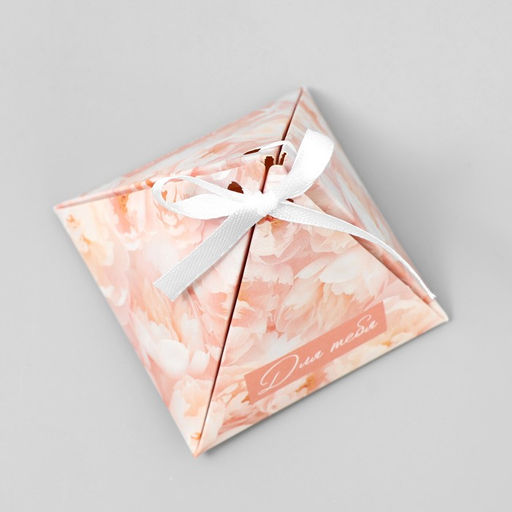 Цена за 5 шт. Коробка бонбоньерка Нежные цветы, 7 х 7 х 7.5 см - Дарите счастье фото 2