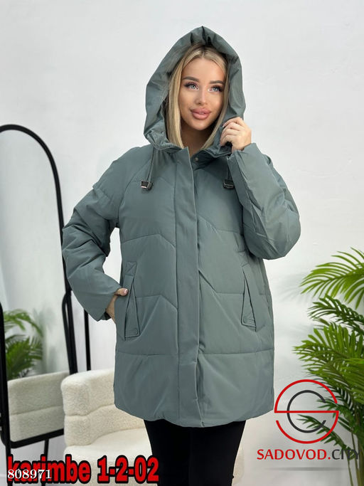 Куртка зимняя с капюшоном