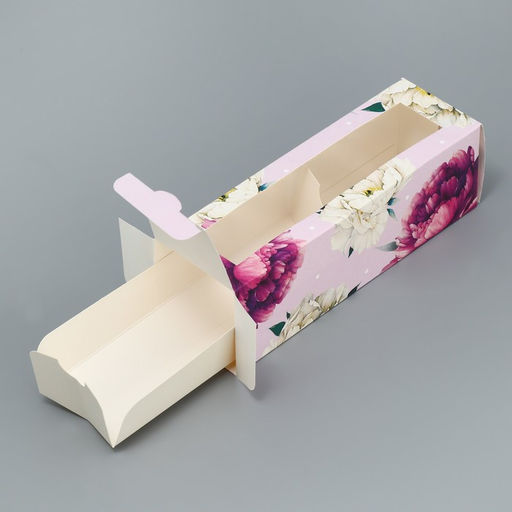 Цена за 5 шт. Коробка для макарун, кондитерская упаковка «Тебе с любовью», пионы, 5.5×18×5.5 см