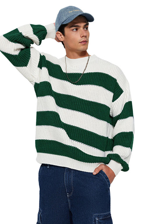 Koyu Ye_il Casual Oversize Fit Geni_ Kal_p Bisiklet Yaka _izgili Triko Kazak TMNAW23KZ00106 - Trendyolmilla фото 2