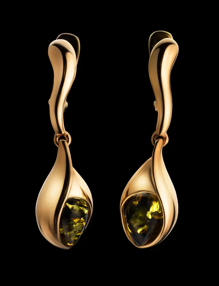 Красивые позолоченные серьги, украшенные янтарём зелёного цвета Пион, 810104151 - Амберхолл фото 2
