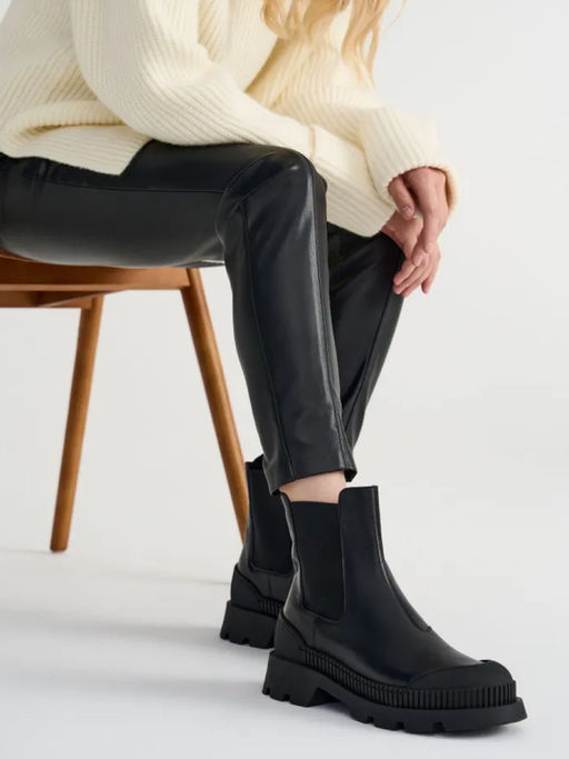 Ботинки женские BECKA Артикул 760201ЧН