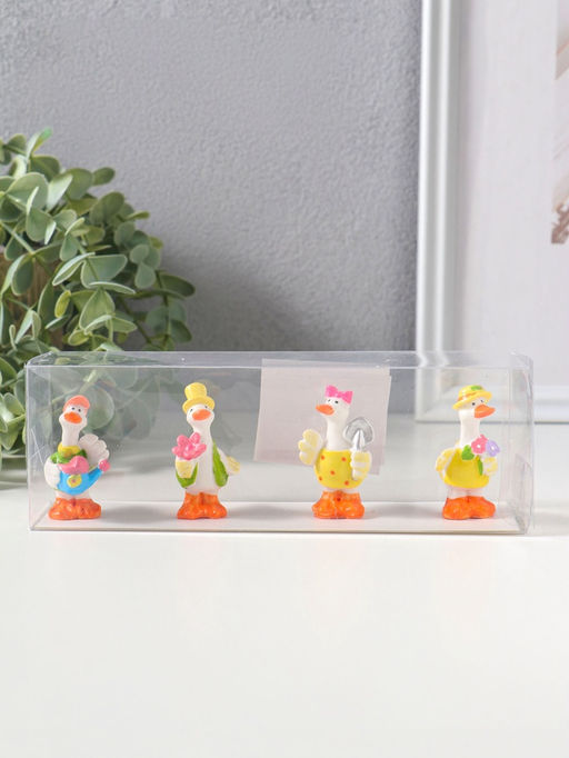 Набор фигурок 4 шт. «Гусятки в ярких нарядах», полистоун, 2.5×2.5×5.5 см