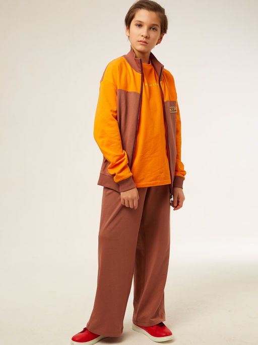 Костюм спортивный