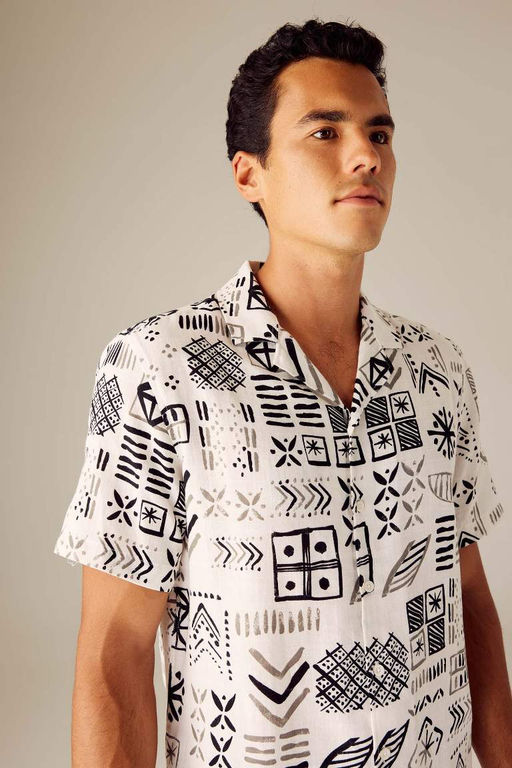 Хлопковая рубашка с коротким рукавом и принтом с вязаным крючком воротником обычного кроя - Defacto фото 4