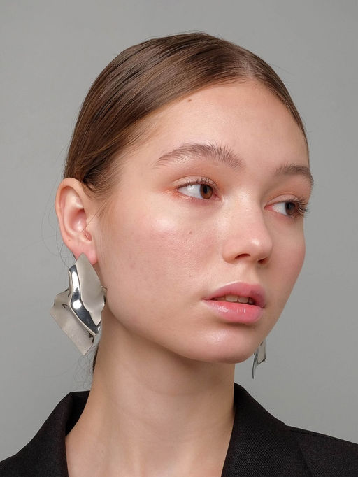 Серьги металл «Атмосфера» ромб мятый, цвет серебро