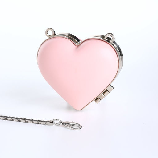 Сумка мини-клатч на магните, в форме сердца, жёсткий корпус, на длинной цепочке, розовая