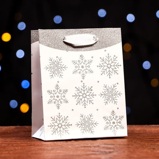 Цена за 12 шт. Пакет ламинированный Снежинки 11,5 х 14,5 х 6 см - Simaland фото 3