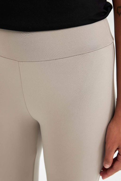 Спортивные штаны стандартной длины DeFactoFit Flare Fit  фото 6