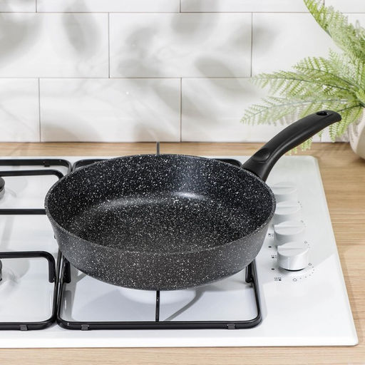 Сковорода Доляна «Элит», d=26 см, антипригарное покрытие, пластиковая ручка, алюминий, чёрная